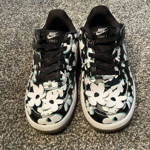 Nike Kids Black and White Floral Sneakers